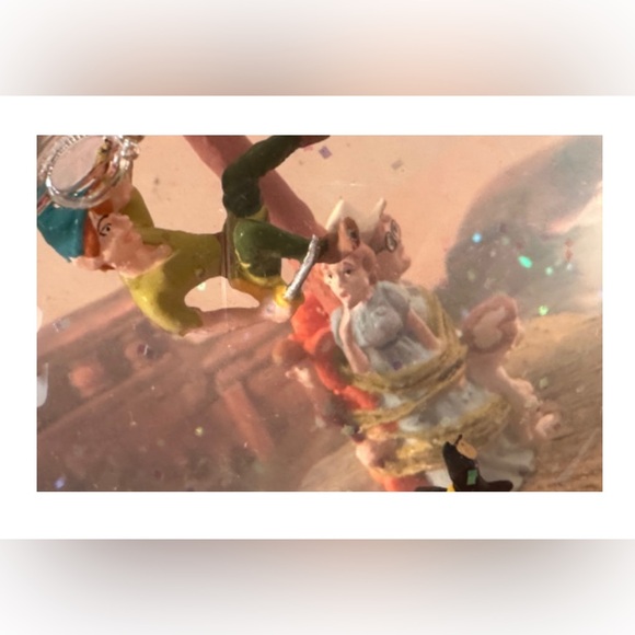 Rare Vintage Peter Pan Snowglobe Pirate Ship Musical Large - Picture 9 of 9